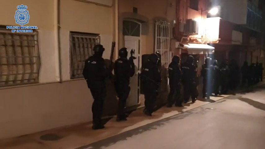 La Policía detiene en Almería a uno de los terroristas del Daesh más buscados La Policía detiene en Almería a uno de los terroristas del Daesh más buscados