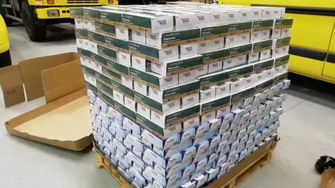 La Junta entrega material de protección a los voluntarios de Protección Civil, a las policías locales y a los bomberos de Palencia Coronavirus