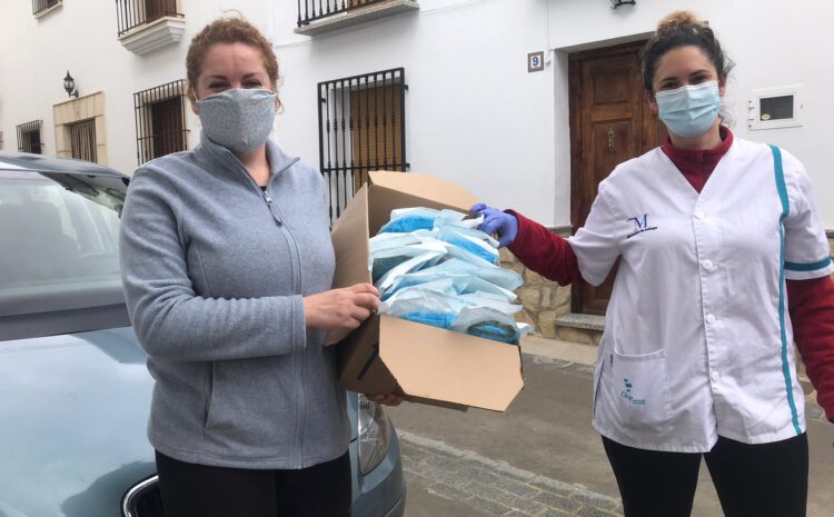 La Clínica ocular Dr Tirado se une a la fabricación de mascarillas y pantallas de protección contra el coronavirus La Clínica ocular Dr Tirado se une a la fabricación de mascarillas y pantallas de protección contra el coronavirus