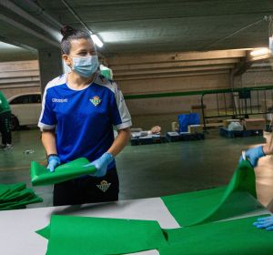 Bea Parra y Marta Perarnau, jugadoras del Real Betis Féminas. Bea Parra y Marta Perarnau, jugadoras del Real Betis Féminas.
