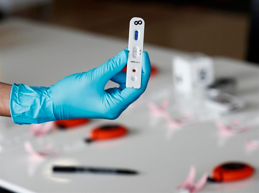 La próxima semana comenzarán a hacerse pruebas a todos los sanitarios segovianos que atienden a los pacientes La próxima semana comenzarán a hacerse pruebas a todos los sanitarios segovianos que atienden a los pacientes