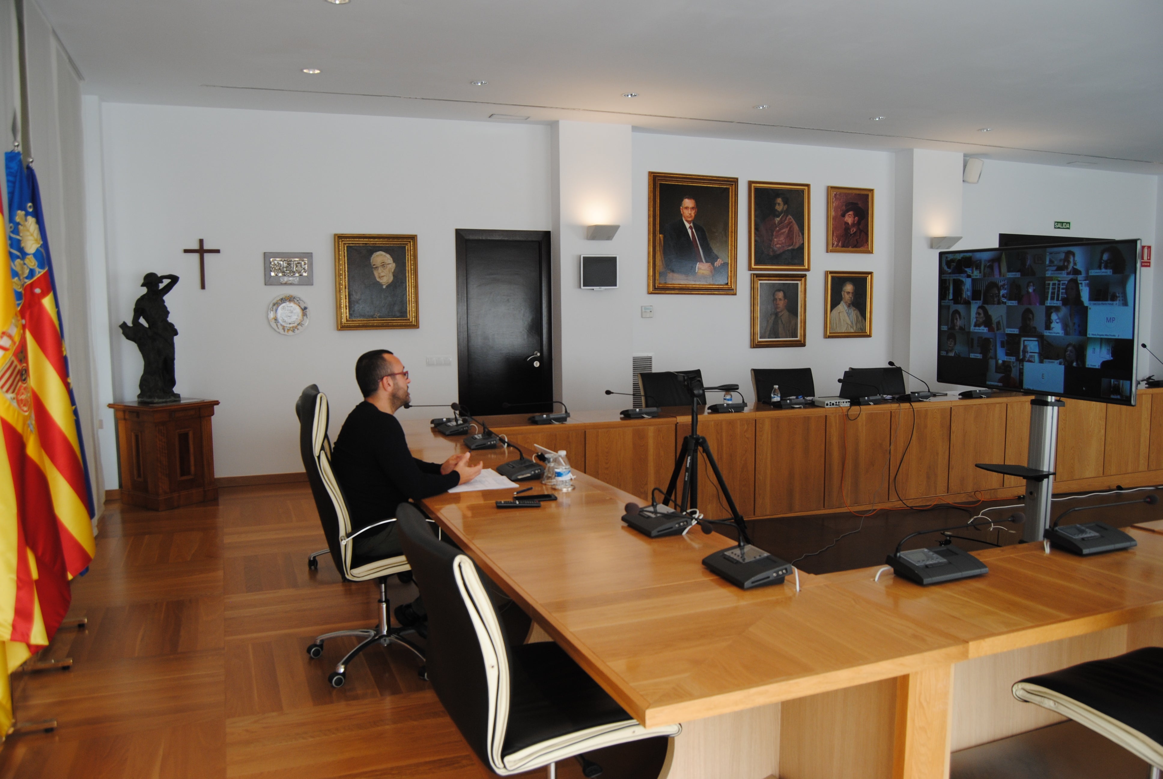 Els centres educatius detecten problemes d'absentisme escolar durant el confinament Els centres educatius detecten problemes d'absentisme escolar durant el confinament