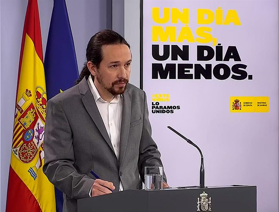 Las preguntas de Amón: "¿Os habéis sobrepuesto al tono paternalista de Iglesias hacia los niños?" Las preguntas de Amón: "¿Os habéis sobrepuesto al tono paternalista de Iglesias hacia los niños?"