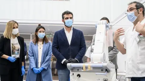 La UD Almería entrega el material donado por Turki Alalshikh La UD Almería entrega el material donado por Turki Alalshikh