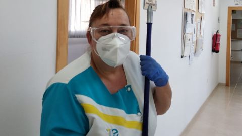 Julia, trabajadora de limpieza en Sanl&uacute;car