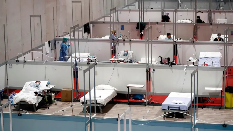 Pacientes en el hospital de campaña provisional instalado en Ifema Coronavirus