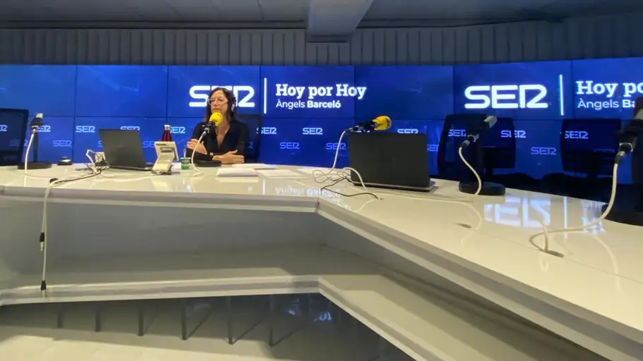 La presentadora de Hoy por hoy, Angels Barceló. La presentadora de Hoy por hoy, Angels Barceló.