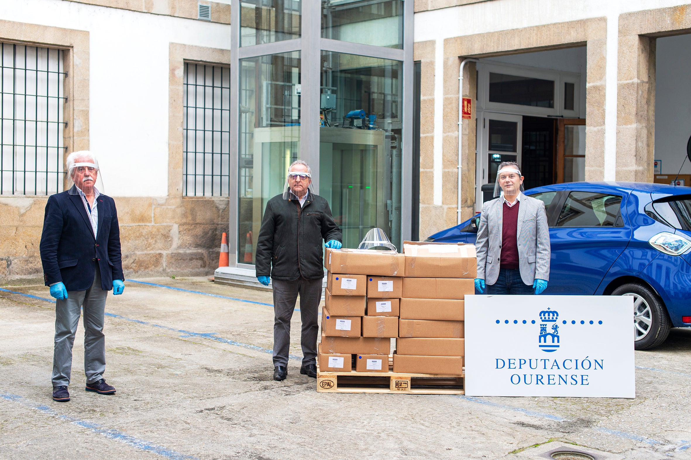 Asime y la Universidad de Vigo donan 3.000 escudos faciales a la Diputación de Ourense Asime y la Universidad de Vigo donan 3.000 escudos faciales a la Diputación de Ourense