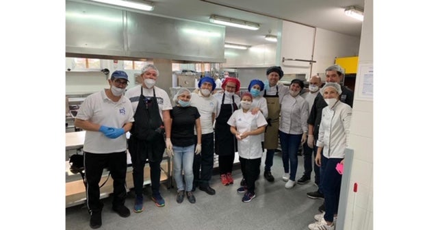 Alicante Gastronómica Solidaria llega a la Marina Baixa. Una iniciativa asistencial que reparte más de 1800 menús diarios en nuestra provincia. Alicante Gastronómica Solidaria llega a la Marina Baixa. Una iniciativa asistencial que reparte más de 1800 menús diarios en nuestra provincia.