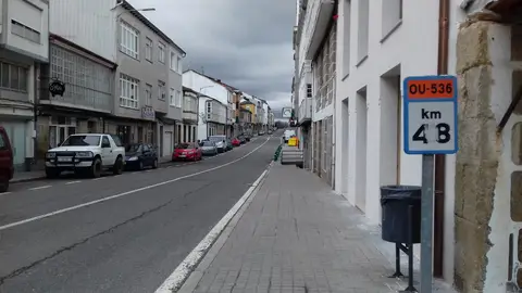 Estrada OU 536 a seo paso por Castro Caldelas Estrada OU 536 a seo paso por Castro Caldelas