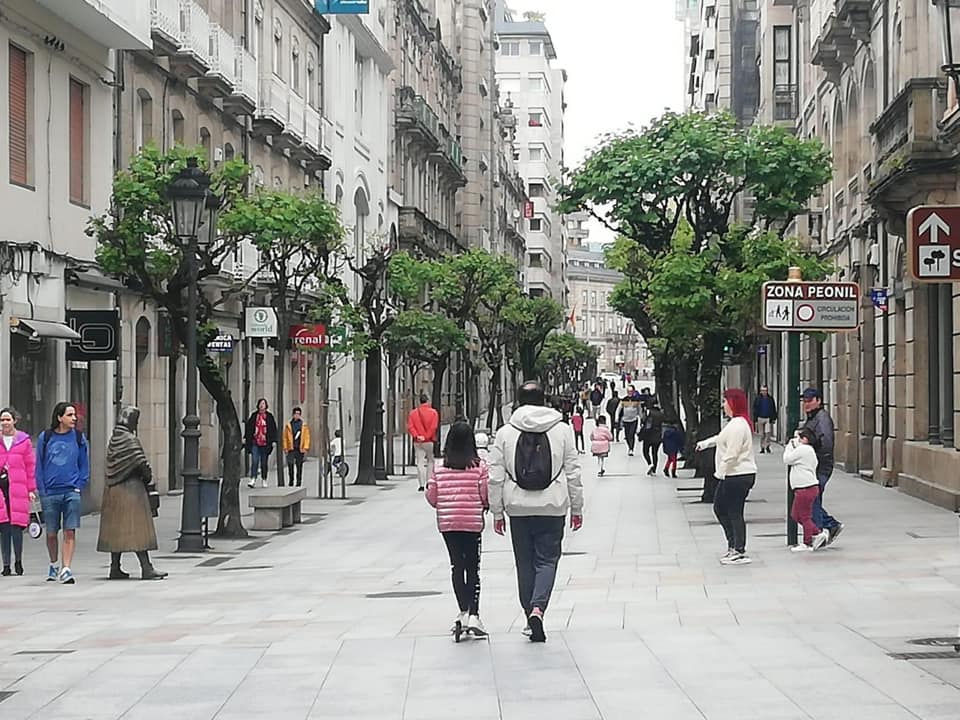 Tertulia: El alivio del confinamiento para los niños y las imágenes en las redes sociales Tertulia: El alivio del confinamiento para los niños y las imágenes en las redes sociales