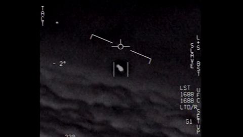 El Pent&aacute;gono desclasifica tres v&iacute;deos de ovnis