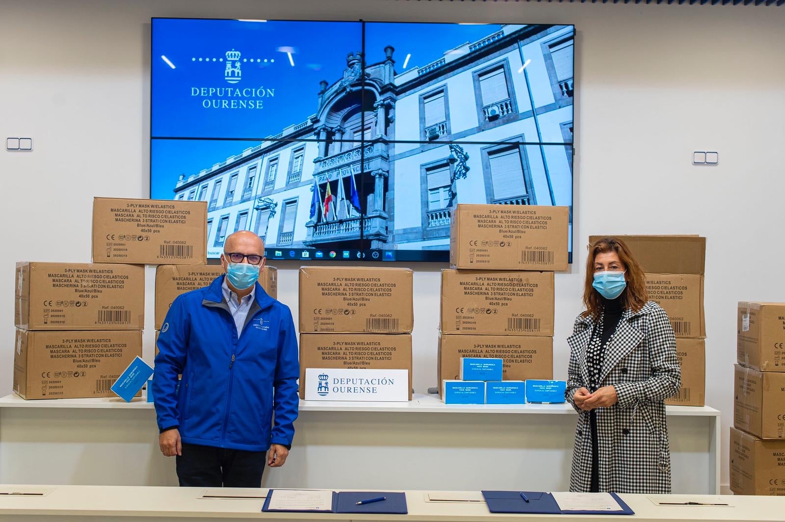 La Diputación de Ourense entrega al Puesto de Mando Avanzado de la Xunta 40.000 mascarillas La Diputación de Ourense entrega al Puesto de Mando Avanzado de la Xunta 40.000 mascarillas