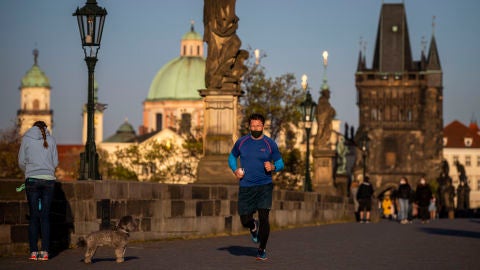 Desescalada coronavirus: C&oacute;mo se podr&aacute; salir a hacer deporte y normas para evitar contagios