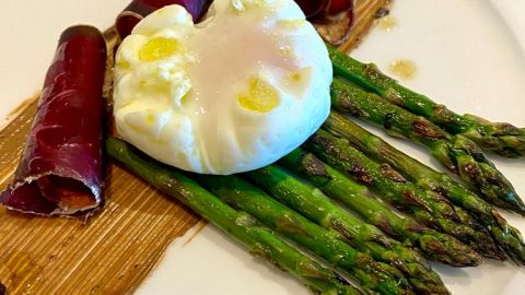 comida esparragos