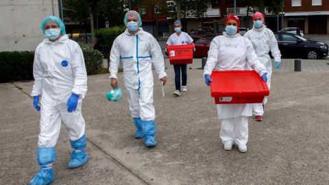 M&eacute;dicos y enfermeras