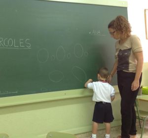 Ana Luisa Pérez, profesora y delegada Hogueras Infantiles en la Federación de Alicante. Ana Luisa Pérez, profesora y delegada Hogueras Infantiles en la Federación de Alicante.