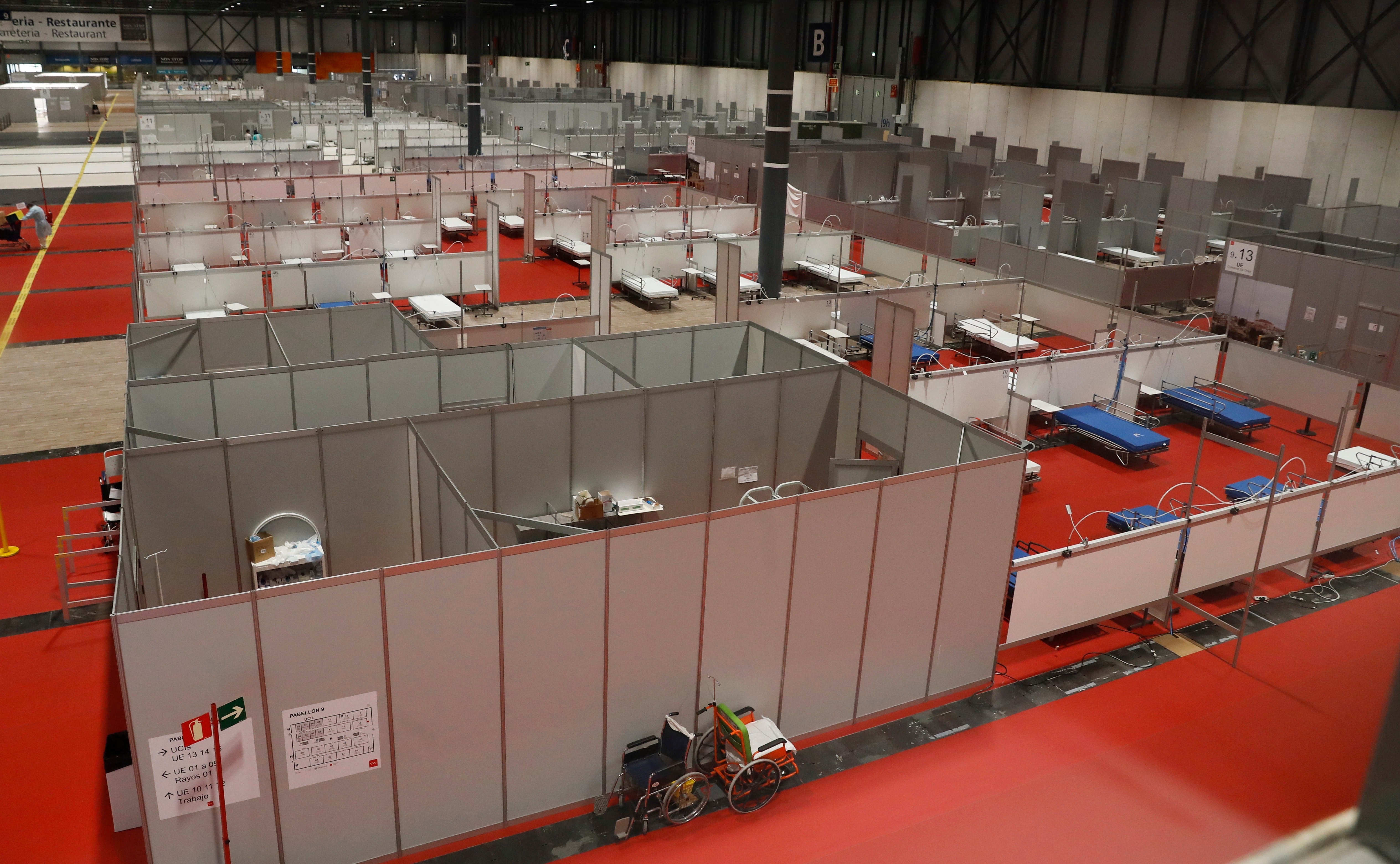 Fernado Prados: "No podemos vivir siempre pendientes de una pandemia, tenemos que aprender a vivir con ella" Fernado Prados: "No podemos vivir siempre pendientes de una pandemia, tenemos que aprender a vivir con ella"