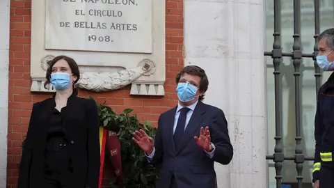 La presidenta de la Comunidad de Madrid, Isabel Díaz Ayuso, y el alcalde de la capital, José Luis Martínez-Almeida La presidenta de la Comunidad de Madrid, Isabel Díaz Ayuso, y el alcalde de la capital, José Luis Martínez-Almeida