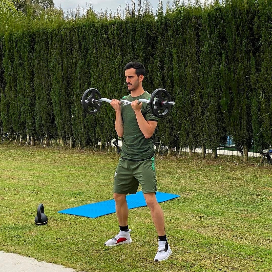 El Betis recomienda a sus jugadores seguir trabajando en casa El Betis recomienda a sus jugadores seguir trabajando en casa