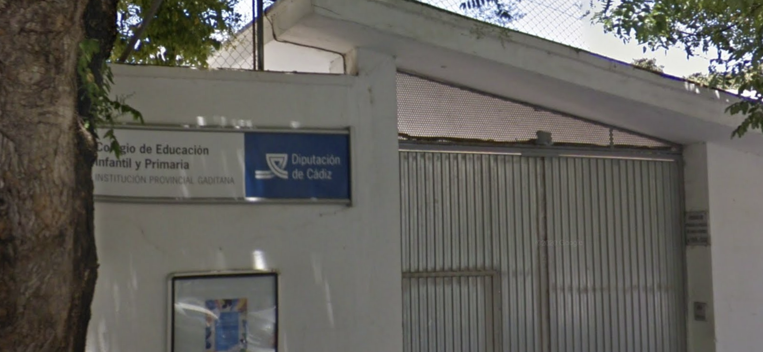 El Gobierno de Cádiz reclama la dimisión de Imbroda por el recorte de líneas en escuelas públicas de la ciudad El Gobierno de Cádiz reclama la dimisión de Imbroda por el recorte de líneas en escuelas públicas de la ciudad