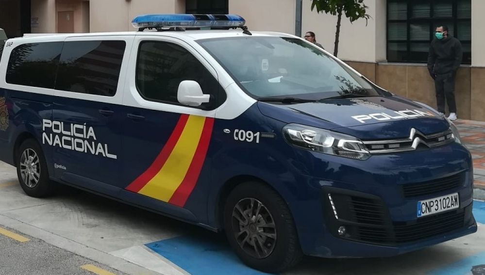 La Policía Nacional inició una persecución por las calles de Fuengirola.