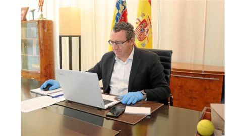 TONI PEREZ ALCALDE DE BENIDORM