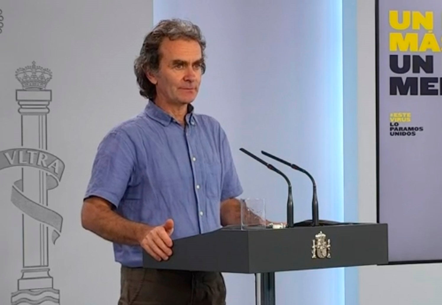 Fernando Simón: "Un brote por una pequeña fiesta inocente puede ser el inicio de una nueva epidemia" Fernando Simón: "Un brote por una pequeña fiesta inocente puede ser el inicio de una nueva epidemia"