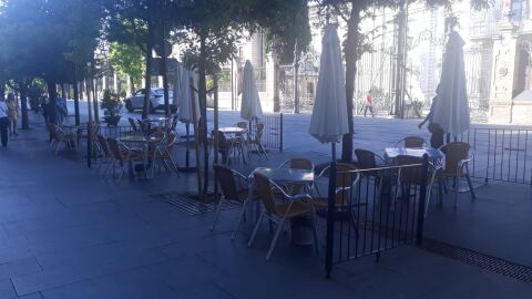 Terraza en la calle San Fernando de Sevilla