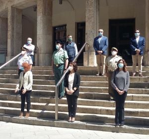Minuto de silencio que se ha guardado en la Subdelegación del Gobierno de Ciudad Real Minuto de silencio que se ha guardado en la Subdelegación del Gobierno de Ciudad Real