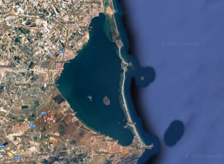 Alcaldes y portavoces del PP de los Ayuntamientos ribereños denuncian que no haya ni un euro para el Plan "Vertido 0" del Mar Menor en los PGE de 2021 Alcaldes y portavoces del PP de los Ayuntamientos ribereños denuncian que no haya ni un euro para el Plan "Vertido 0" del Mar Menor en los PGE de 2021