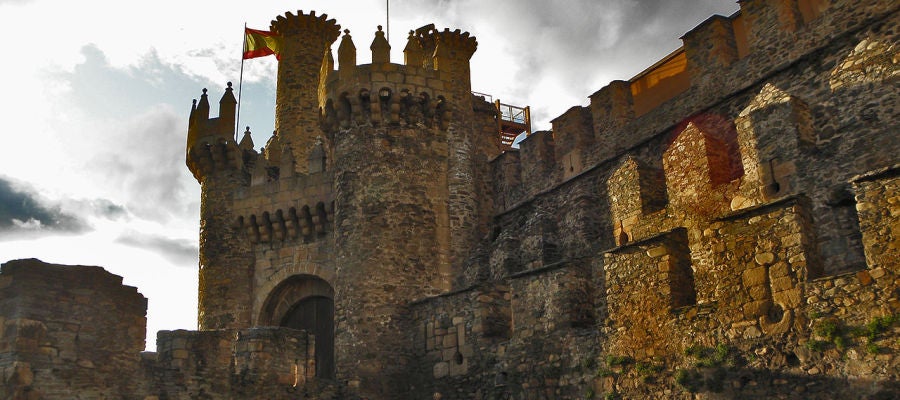 Castillo de los Templarios de Ponferrada Castillo de los Templarios de Ponferrada