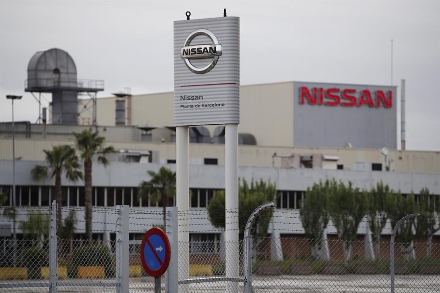 Nissan comunica al Gobierno el cierre de su planta de Barcelona Nissan comunica al Gobierno el cierre de su planta de Barcelona