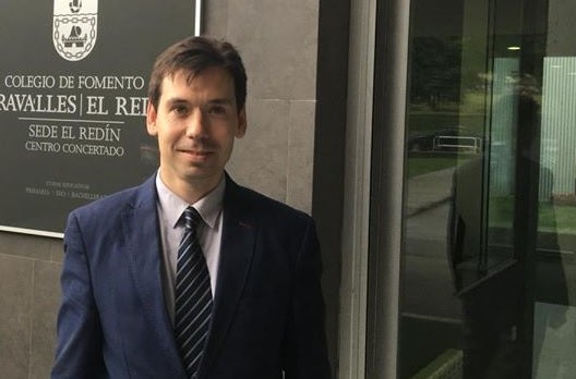 Mikel Rodríguez: “Se escuchan mensajes negativos sobre los jóvenes pero los alumnos han dado la talla preparando la EVAU” Mikel Rodríguez: “Se escuchan mensajes negativos sobre los jóvenes pero los alumnos han dado la talla preparando la EVAU”