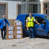 Manuel Baltar, con el material entregado al Puesto de Mando Avanzado de la Xunta en Ourense Manuel Baltar, con el material entregado al Puesto de Mando Avanzado de la Xunta en Ourense