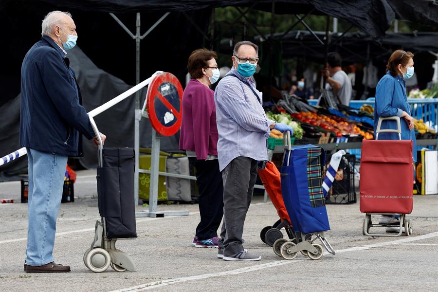 Nuevo horario de Mercadona, Carrefour, Hipercor y Alcampo desde hoy, lunes 1 de junio Nuevo horario de Mercadona, Carrefour, Hipercor y Alcampo desde hoy, lunes 1 de junio