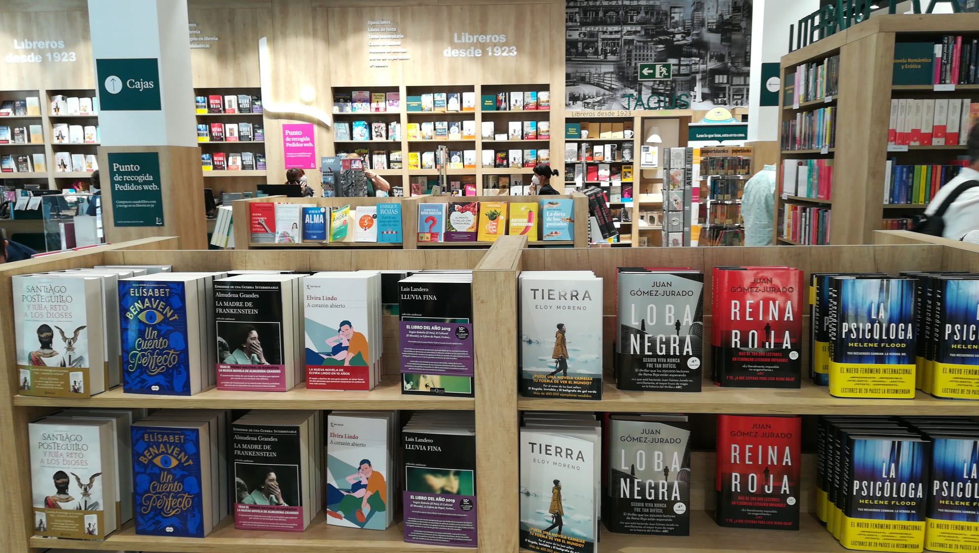 "Volver a una librería es volver a la vida" "Volver a una librería es volver a la vida"