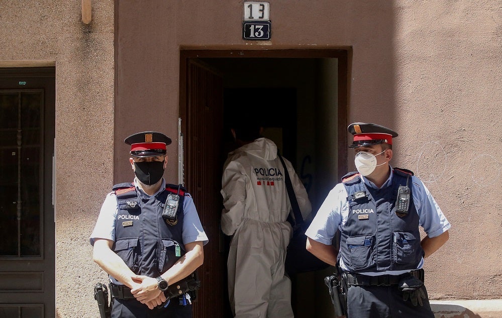 Detienen en Badalona al presunto autor del asesinato de una mujer de Esplugues Detienen en Badalona al presunto autor del asesinato de una mujer de Esplugues