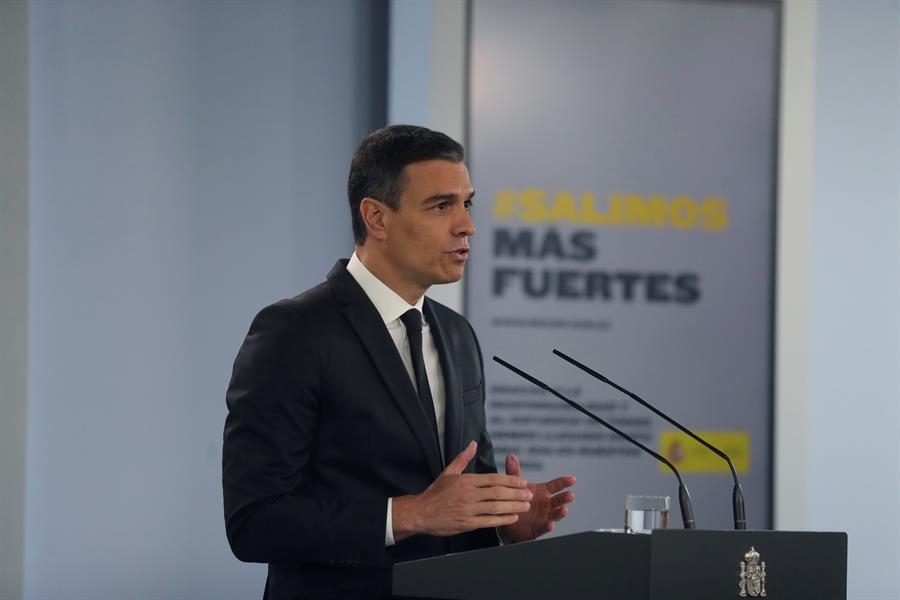 Sánchez anuncia que en la fase 3 las comunidades autónomas asumirán toda la autoridad en la desescalada Sánchez anuncia que en la fase 3 las comunidades autónomas asumirán toda la autoridad en la desescalada