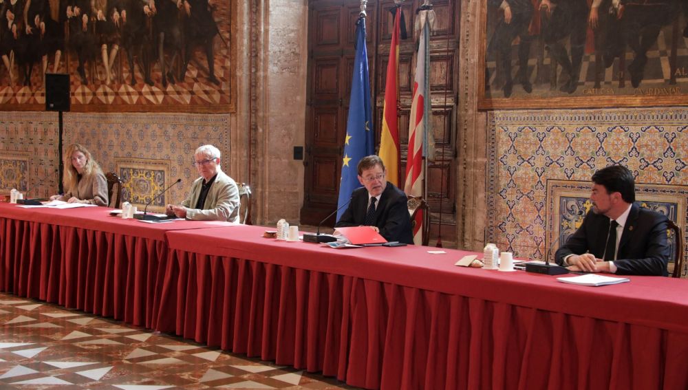 El president Ximo Puig ha presididio la reunión con los representantes institucionales