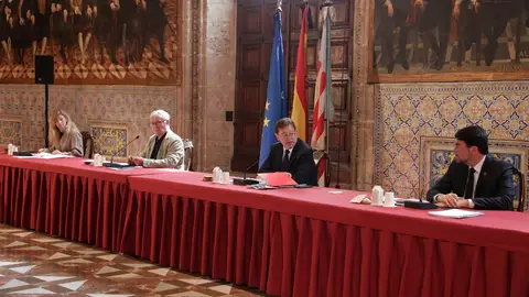 El president Ximo Puig ha presididio la reunión con los representantes institucionales PUIG ALCALDES