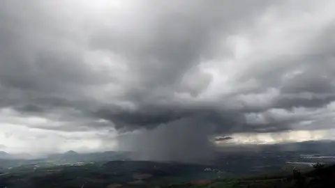 Tormentas en toda España Tormentas en toda España