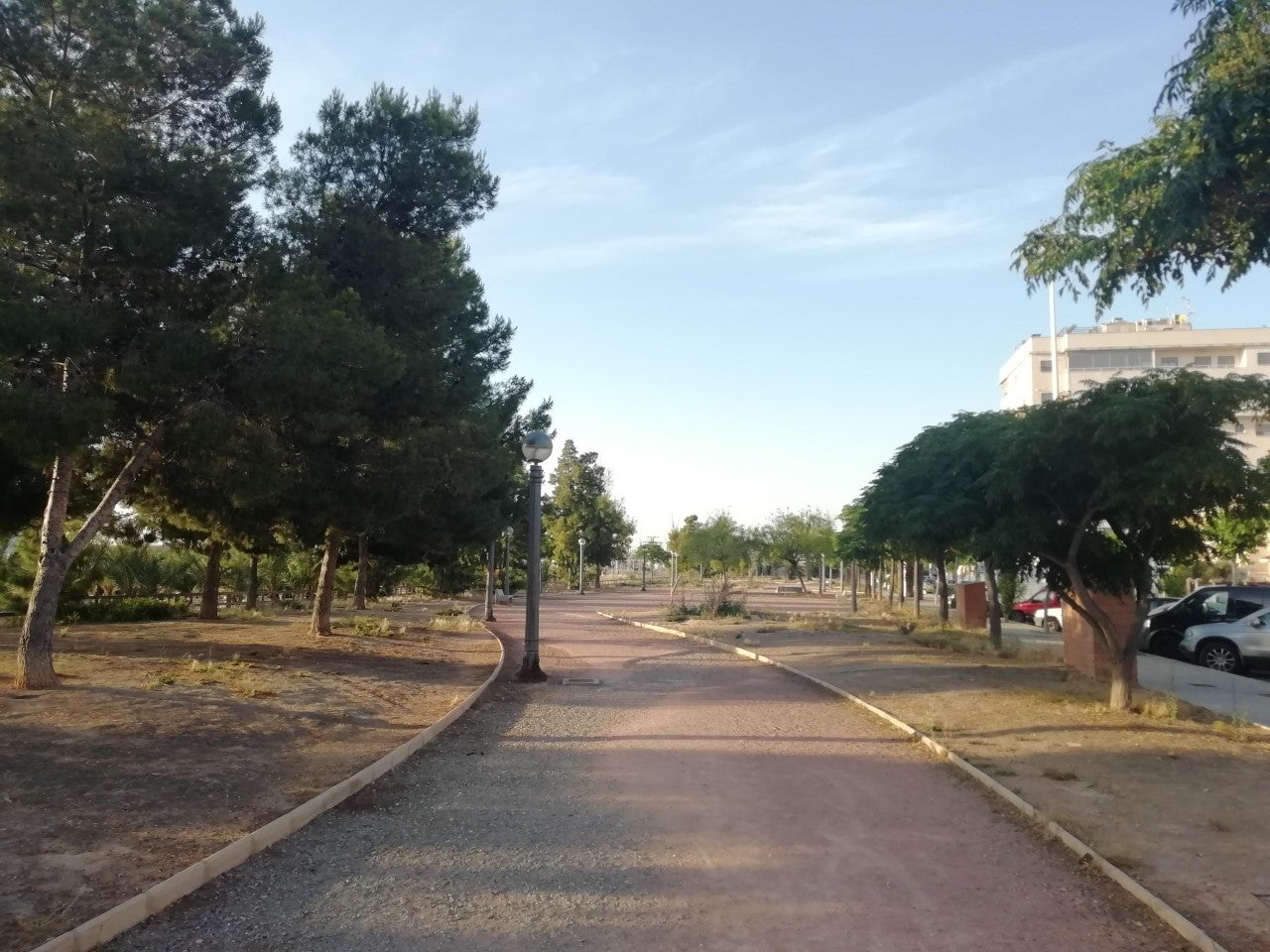 Los termómetros se disparan por encima de los 30 grados centígrados en Elche, Crevillent y Santa Pola Los termómetros se disparan por encima de los 30 grados centígrados en Elche, Crevillent y Santa Pola