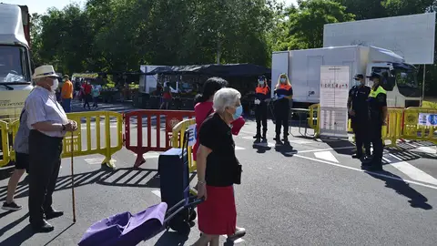 Mercadillo de los lunes en Alcalá de Henares Regresan los puestos tras el parón COVID