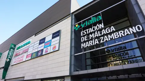 Centro Comercial Vialia en su vista exterior. Para la reapertura por el confinamiento