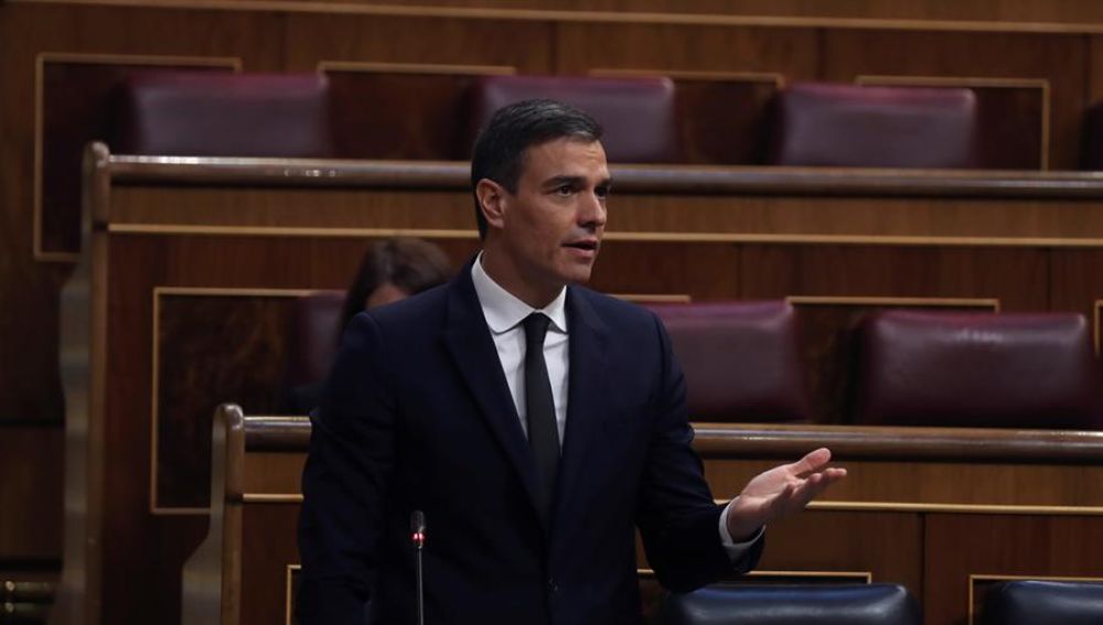 Pedro Sánchez en el Congreso de los Diputados donde se votará la prórroga del estado de alarma 