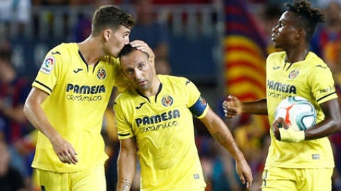 Pau junto a Cazorla y Chukwueze