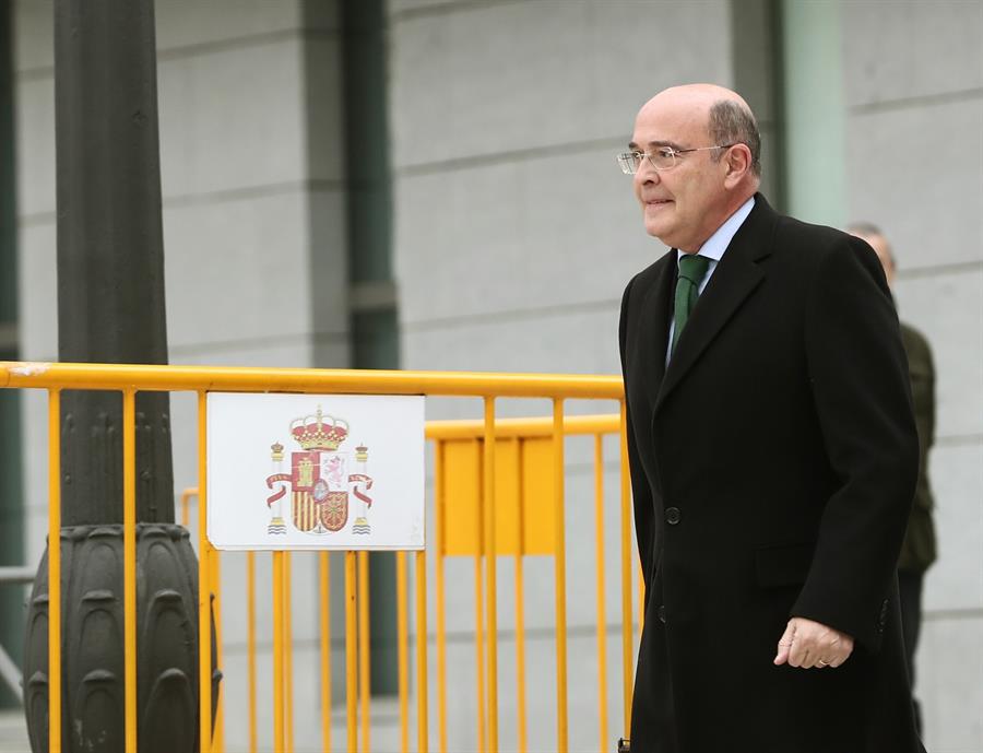El Supremo da la razón a Pérez de los Cobos y anula su cese como jefe de la Comandancia de la Guardia Civil de Madrid El Supremo da la razón a Pérez de los Cobos y anula su cese como jefe de la Comandancia de la Guardia Civil de Madrid