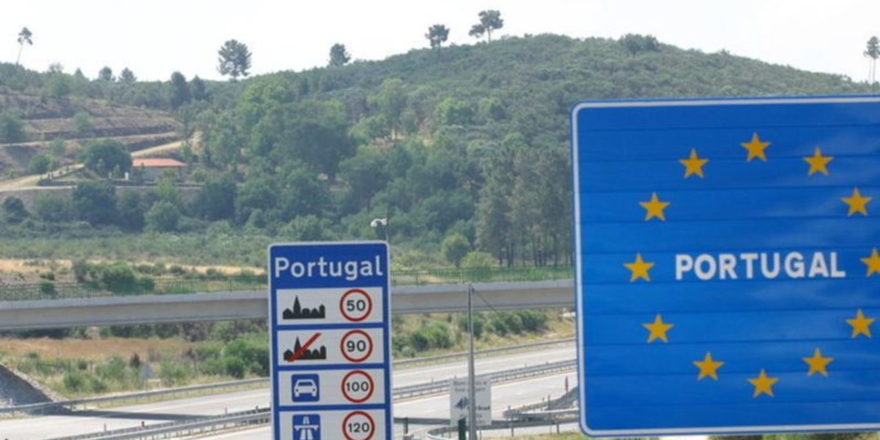 El Partido Socialista Portugués se imponía en las elecciones municipales portuguesas ayer celebradas El Partido Socialista Portugués se imponía en las elecciones municipales portuguesas ayer celebradas