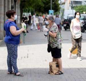 Coronavirus España hoy, en directo | Estudio de seroprevalencia y datos de casos totales y muertos Coronavirus España hoy, en directo | Estudio de seroprevalencia y datos de casos totales y muertos
